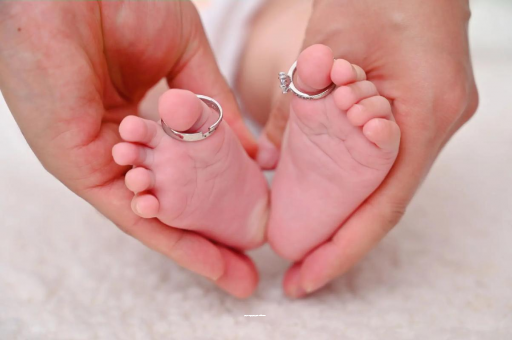 舟山宝宝睡觉频繁惊吓举手 舟山宝宝睡觉频繁惊吓举手